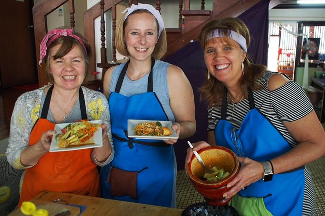 Tomyumthai Cooking Class in Chiang Mai - Cooking in a relaxed home-style setting