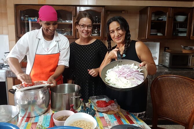 Traditional Cooking Courses in Casablanca - Choosing between couscous and tagine