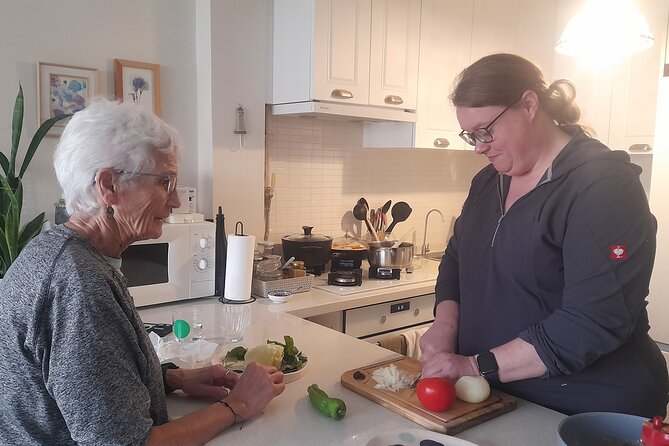 Traditional Home Cooking with a Local in İstanbul City Center - What makes the food lesson useful