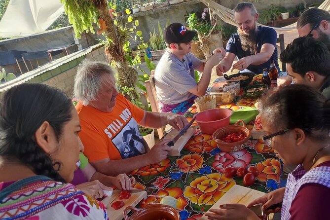 Traditional Oaxaqueña Cooking with Grandma's Recipes - Pan, chocolate, and the first lesson