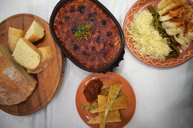 Traditional Serbian Cooking Class in Belgrade with Locals - The optional Banjica market walk