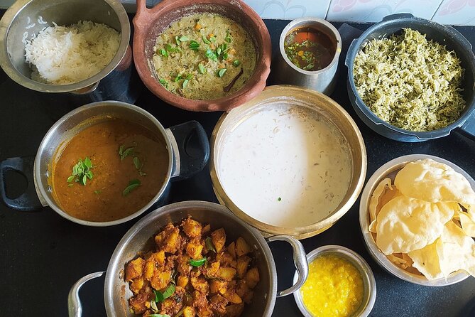Traditional Vegetarian Cooking Class in Chennai with Gayathri - Traditional vessels and the cooking methods behind them