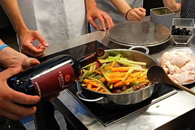 Tuscan Cooking Class and Dinner in Florence - From central Florence to the cooking school