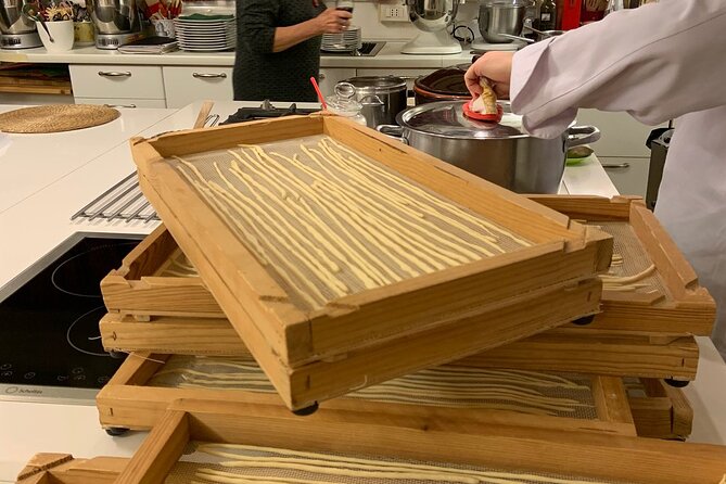Tuscan Cooking Class in Central Siena - A four-hour lesson built around a full Tuscan meal