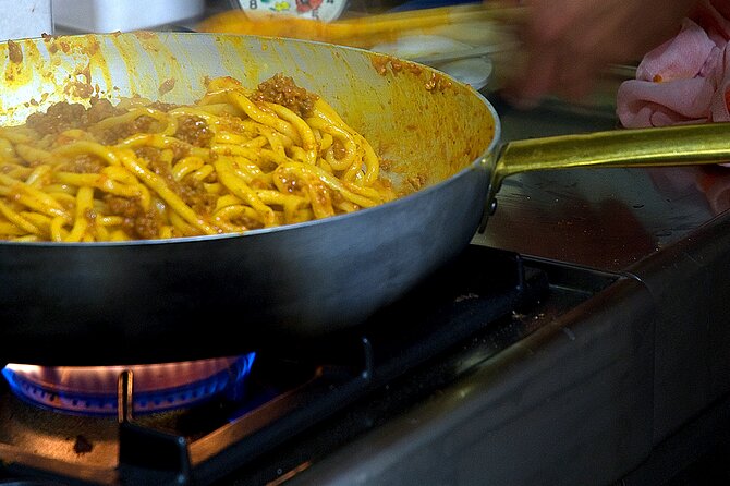 Tuscan Cooking Class -Traditional Pasta Menu - Pappardelle with Cinta Senese Ragù