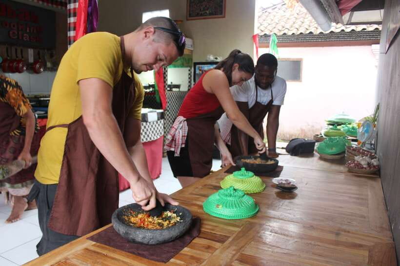 Ubud: Balinese Cooking Class and Market Tour - Key points to know before booking