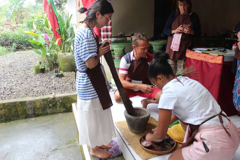 Ubud: Balinese Cooking Class and Market Tour - Why this cooking class works so well in Ubud