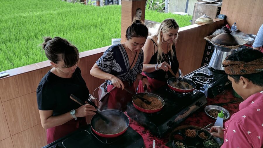 Ubud: Cooking Class with Transfers and Optional Market Visit - Should you book the Ubud cooking class?