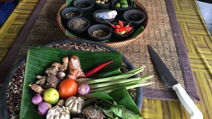 Ubud: Cooking Class with Transfers and Optional Market Visit - Arriving at a leafy cooking school