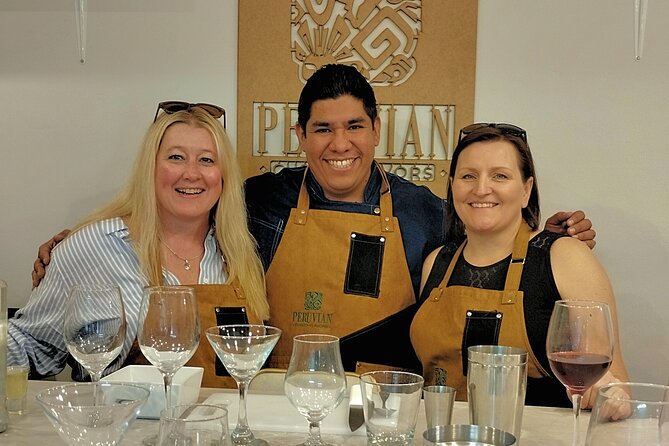 Vegan Peruvian Cooking Class Cocktails and Local Market in Cusco - The teaching style and the people leading it