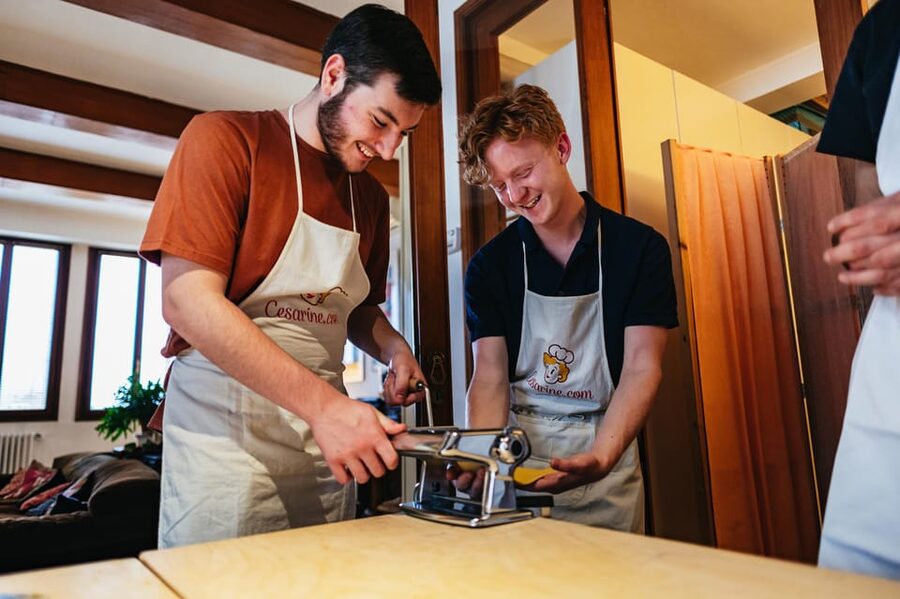 Venice: Pasta and Tiramisu Cooking Class at a Local's Home - Arriving at a private Venetian home