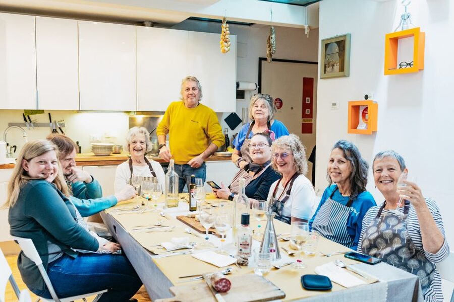 Venice: Rialto Market Tour, Cooking Class, and Lunch - Tomato sauce, seasonal mains, and tiramisu