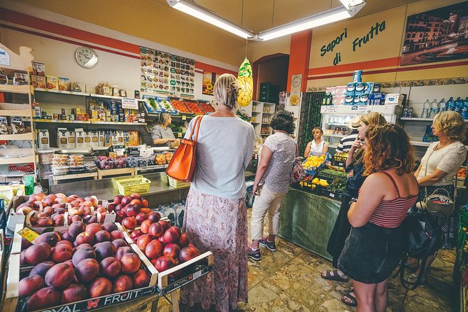 Verona: Italian Cooking Class with Pasta, Risotto and Tiramisù - Fresh pasta, from dough to lunch