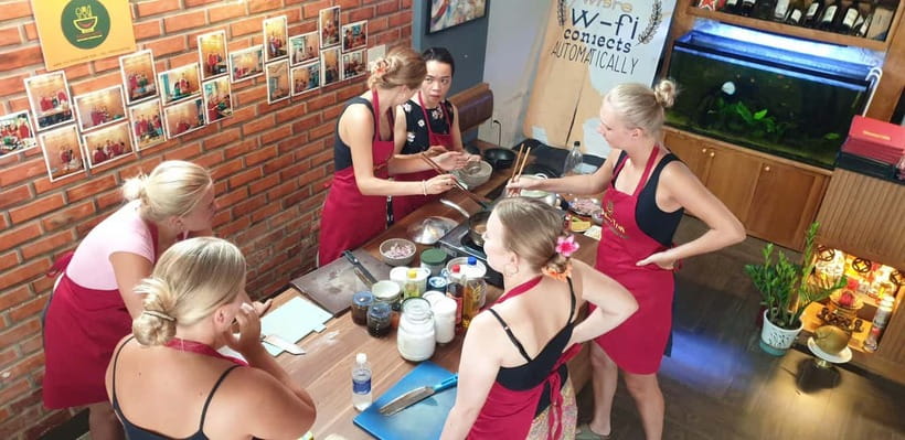 Vietnamese Cooking Class with Local Family in Hue - Food restrictions and family needs