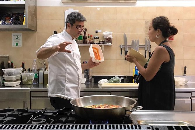 Visit of the Ortigia market and cooking class of typical dishes - What makes this experience special