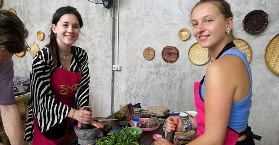 We Cook Thai Home Garden Cooking School - Practical tips before you book