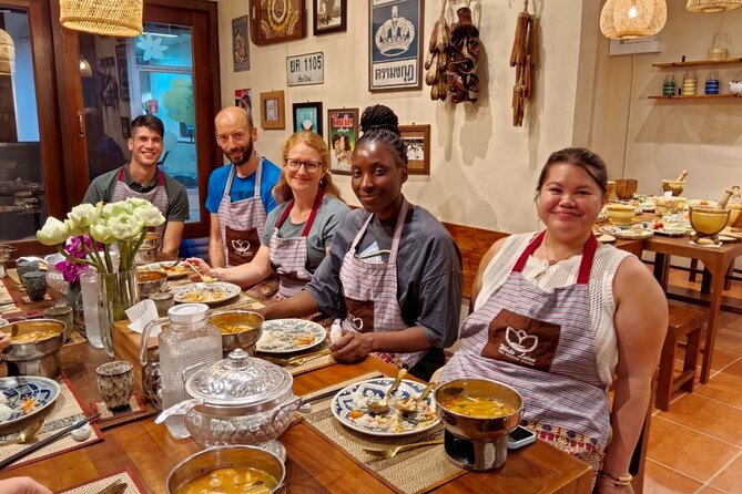 White Lotus Thai Cooking Class in Bangkok - Booking details and useful timing advice
