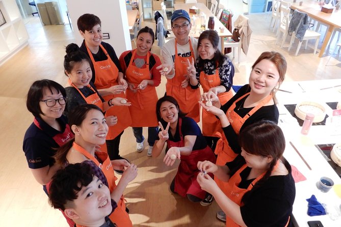Xiao Long Bao & Boba Tea Cooking Class in Taipei - Bubble milk tea and Taiwanese sides